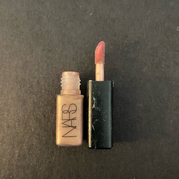 Nars lipgloss in shade SUPERVIXEN - Picture 1 of 3